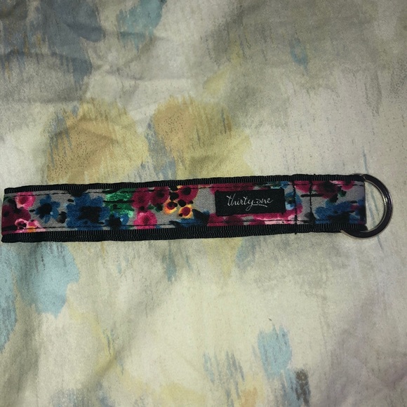 NWT thirty one wristlet fob - Picture 2 of 3